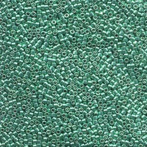 11/0 – Miyuki Delica - 5g Bag – Galvanised Medium Green – DB426