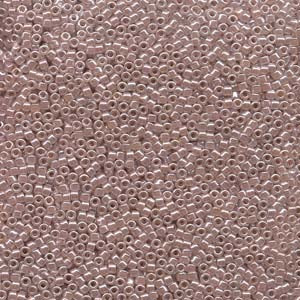 11/0 – Miyuki Delica - 5g Bag – Light Cinnamon Ceylon – DB256