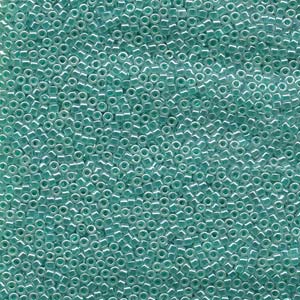 11/0 – Miyuki Delica - 5g Bag  – Lined Crystal Green Aqua Luster – DB238