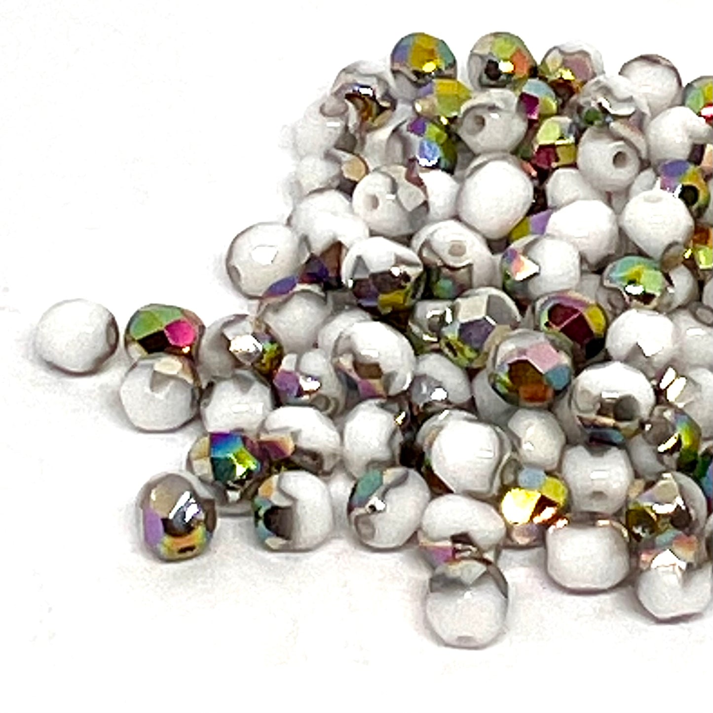 4mm Czech Fire Polish – 03000-28101 – Opaque White Vitrail x 100