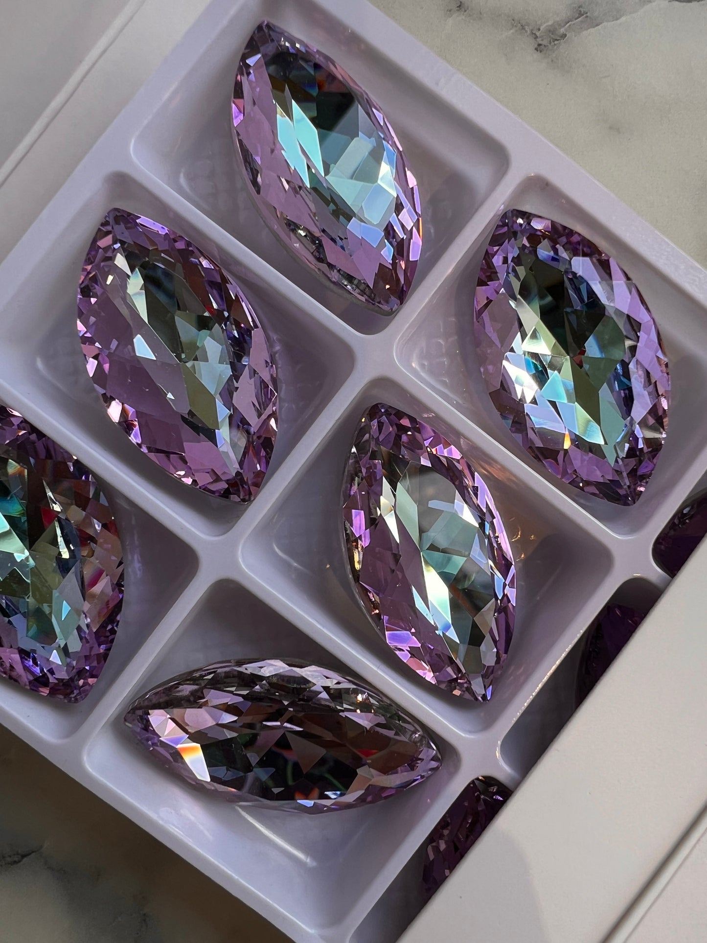 32x17mm Aurora Crystal Navette Stone - Pack of 1 - Crystal Vitrail Light