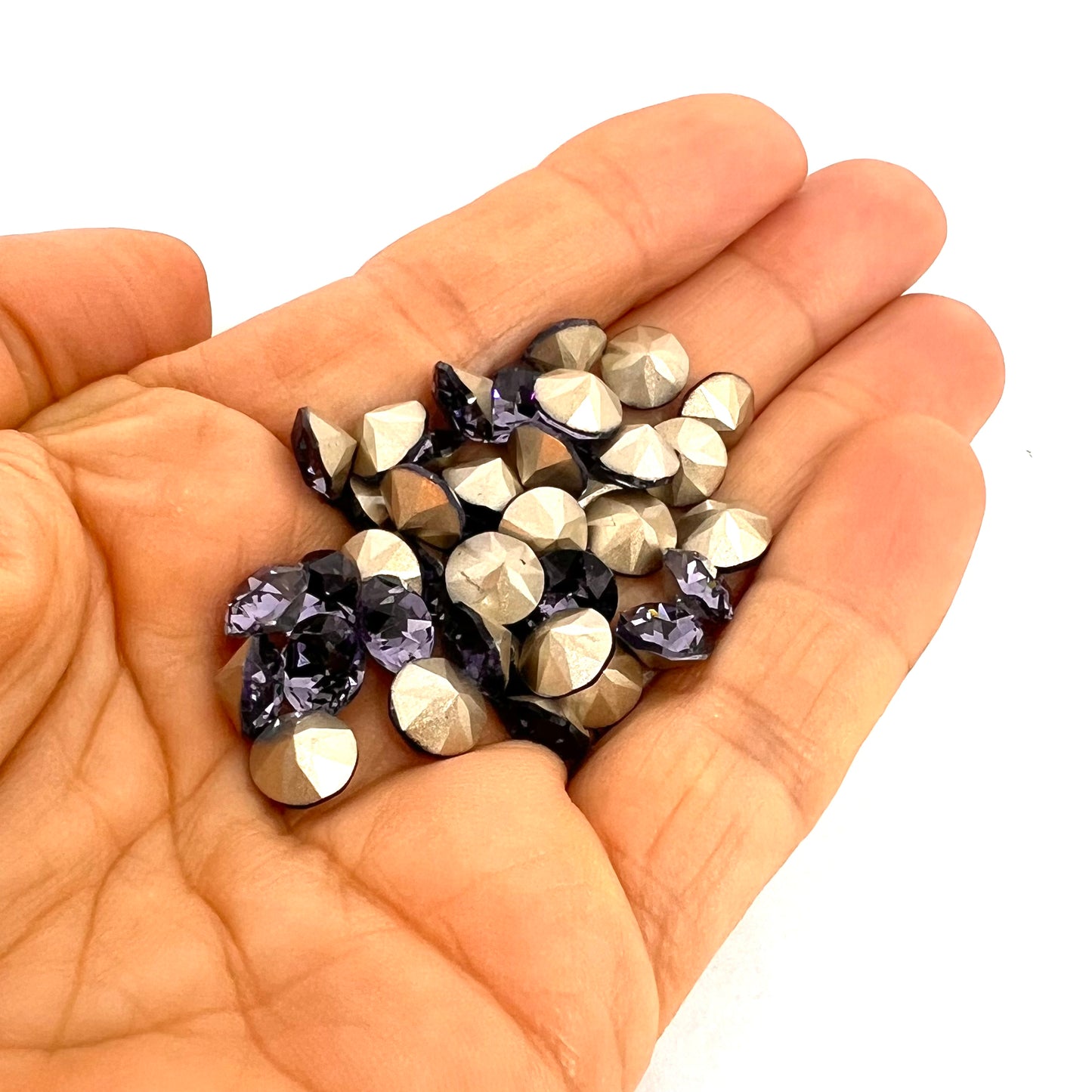 Aurora Pointy Back Chaton (C1028) SS39 – 8mm – Tanzanite – Pack of 2