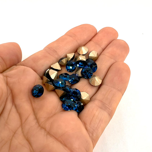 Aurora Pointy Back Chaton (C1028) SS39 – 8mm – Blue Zircon – Pack of 2