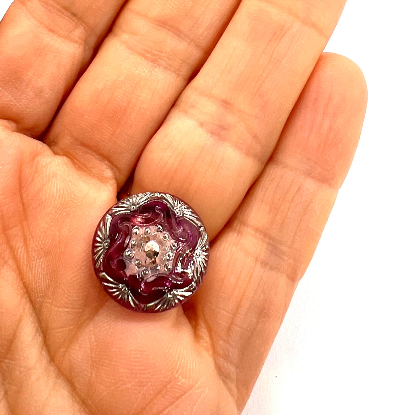 Vintage Czech Glass Button - 18mm (Button15)
