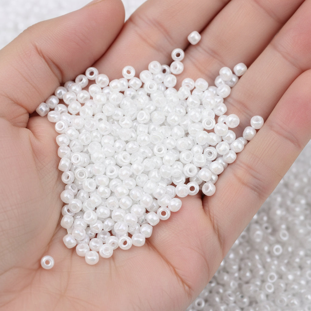 6/0 Miyuki Seed Beads - 25g Bag β White Ceylon - Colour 528