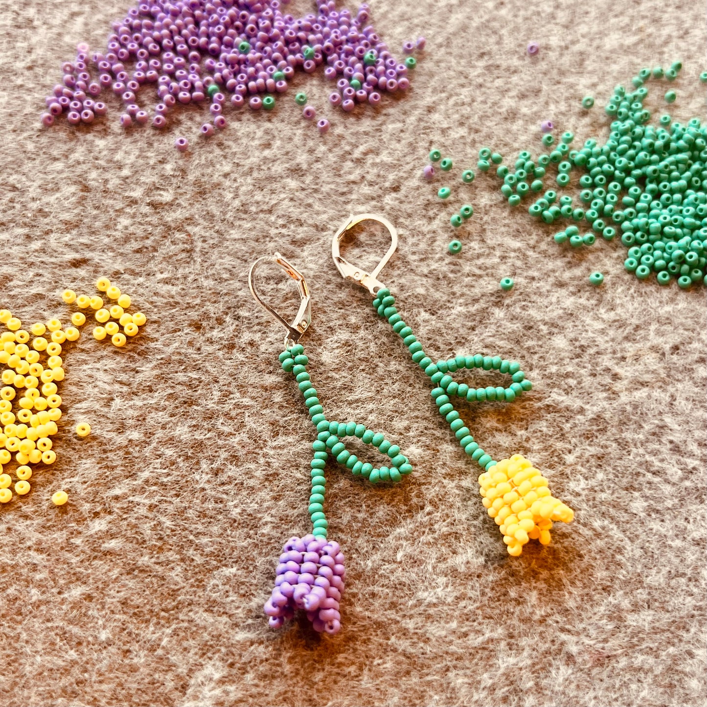 Beaded Tulip Earring or Pendant Pattern - Instant Download or Printed Copy