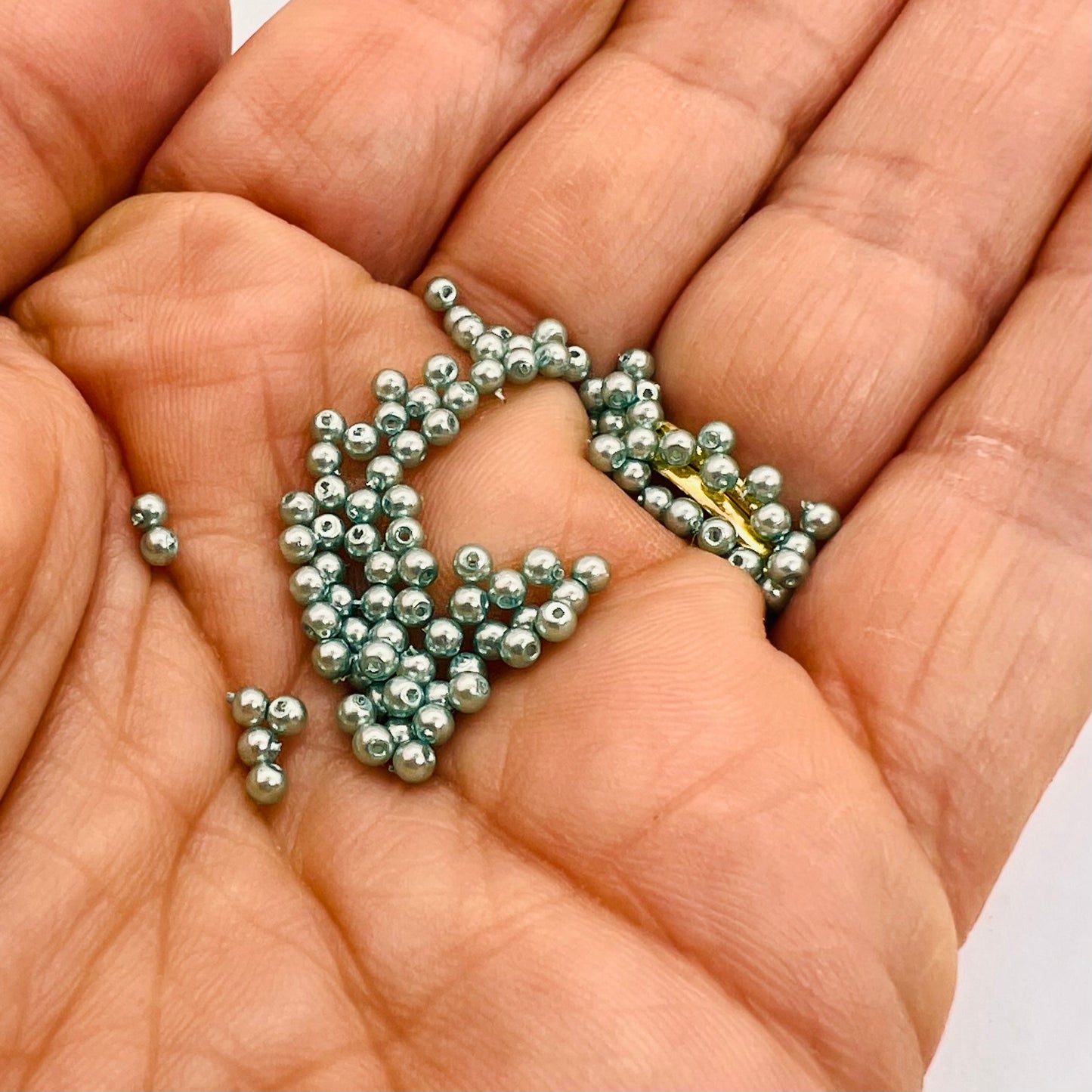 2mm Czech Round Glass Pearl Pack of 100 – 10110 – Eue De Nil Blue