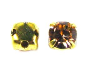 4mm Gold Plated Chaton Montee x 24 β Light Rosa