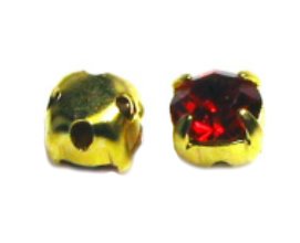 4mm Gold Plated Chaton Montee x 24 β Light Siam