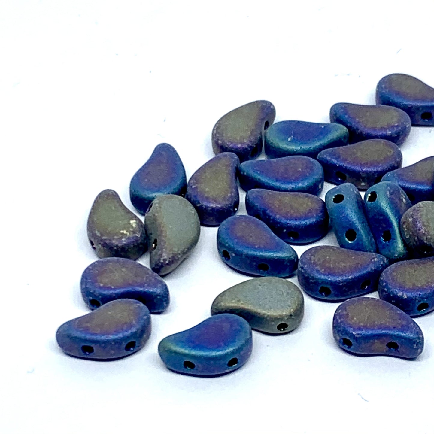 Paisley Duo Beads 8x5mm – 10g – Jet Rainbow Iris Matte