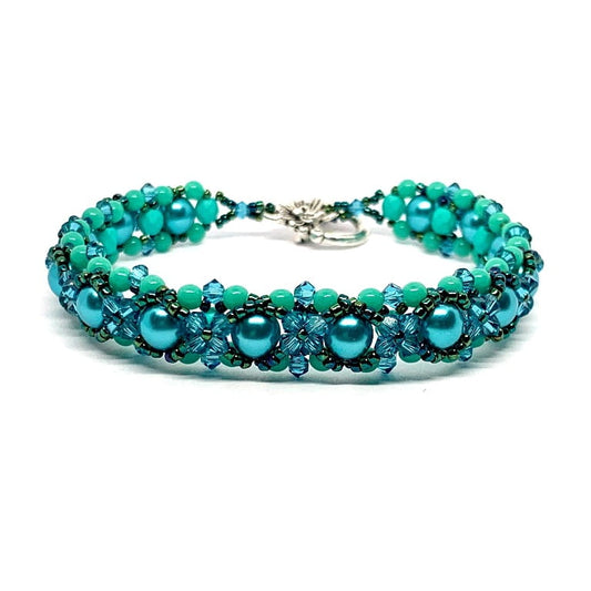 Petite Hugs and Kisses Pattern - Instant Download or Printed Copy