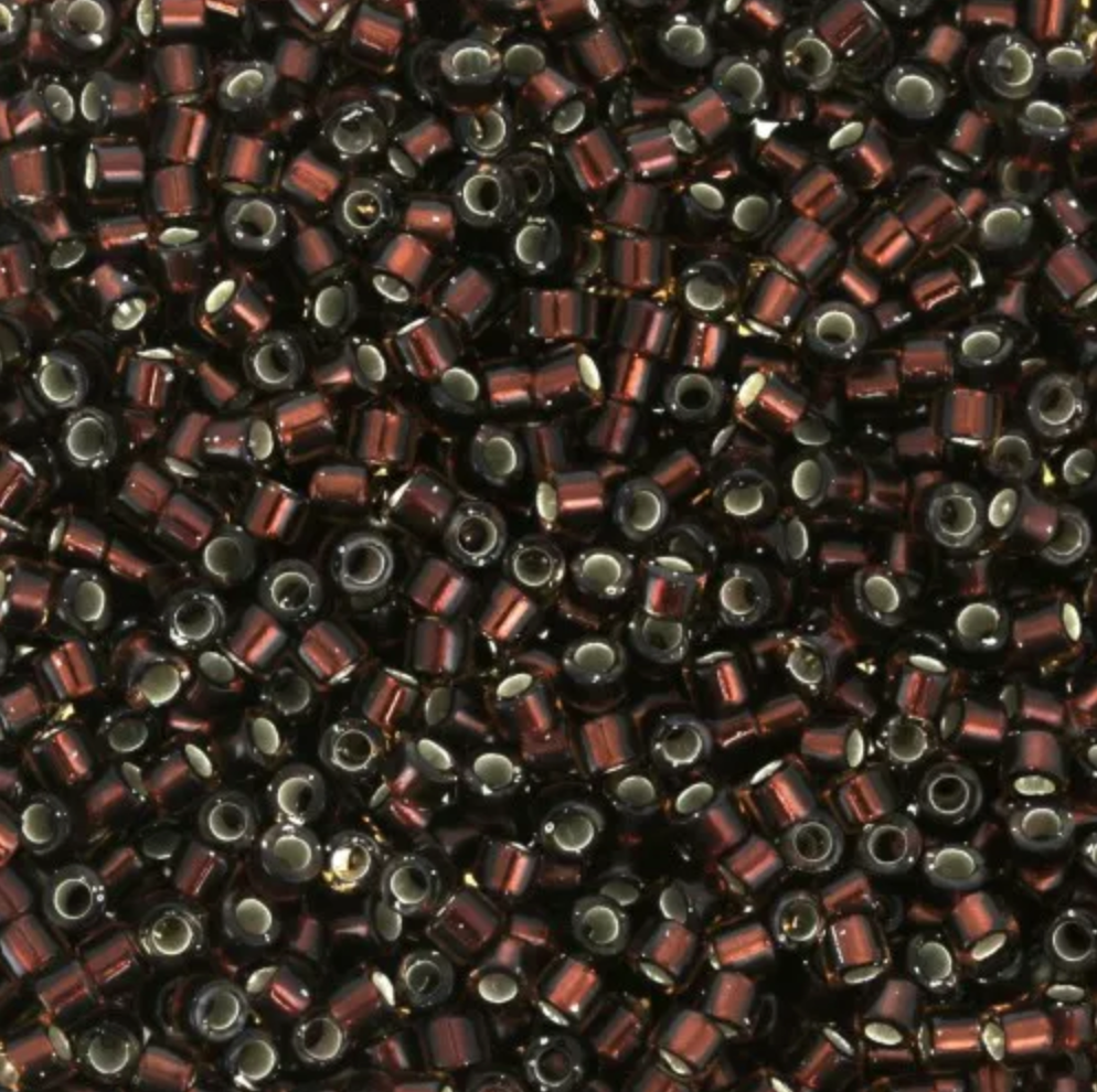 11/0 – Miyuki Delica - 5g Bag - Silver Lined Glazed Dark Root Beer – DB1684