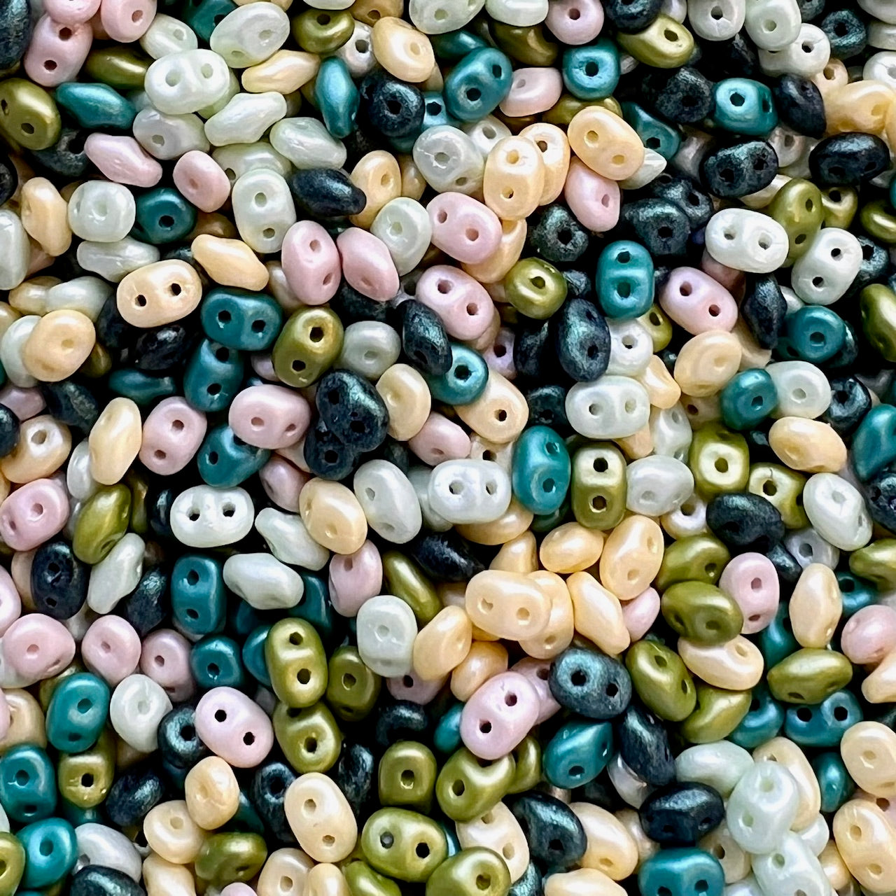 SuperDuo 2.5x5mm 25g Bag β Clover - Exclusive!