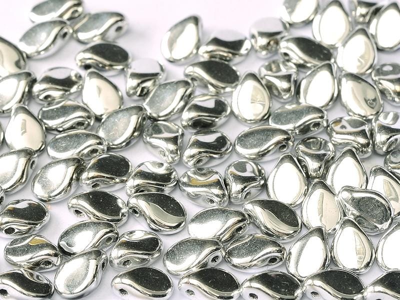 Preciosa 5x7mm Pip Beads – Pack of 30 – Labrador Silver