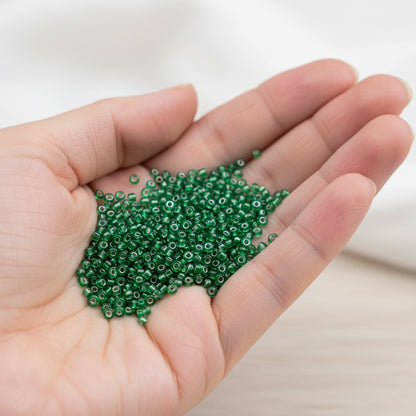 11/0 Miyuki Seed Beads - Silver Lined Emerald - Colour 17 - 250g Wholesale Bag