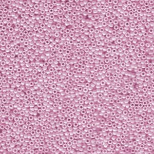 15/0 Miyuki Seed Beads - 5g Bag – Opaque Dark Orchid Lustre - Colour 1867