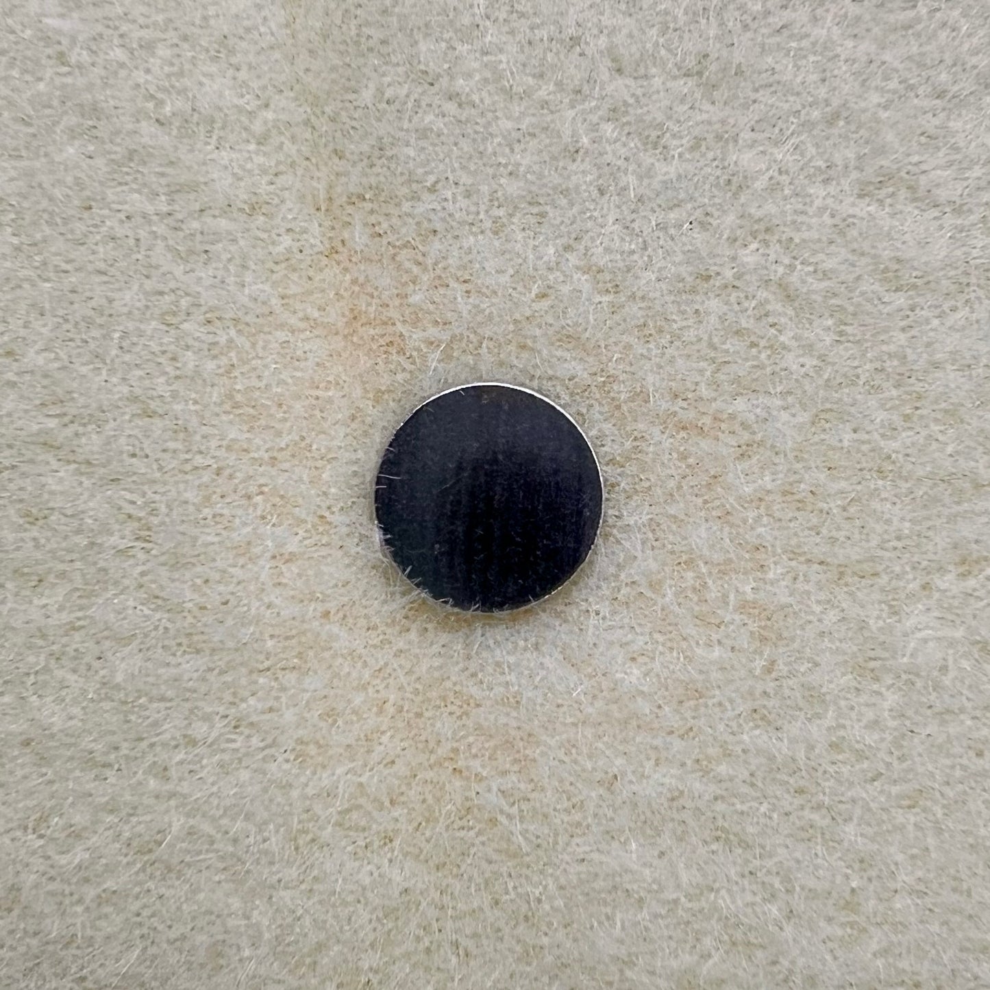 Black Cat Magnetic Needle Safe