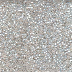 11/0 – Miyuki Delica - 5g Bag – Gilt Lined White Opal – DB221