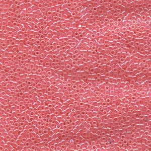 11/0 – Miyuki Delica - 5g Bag – Lined Crystal Rose Luster – DB236