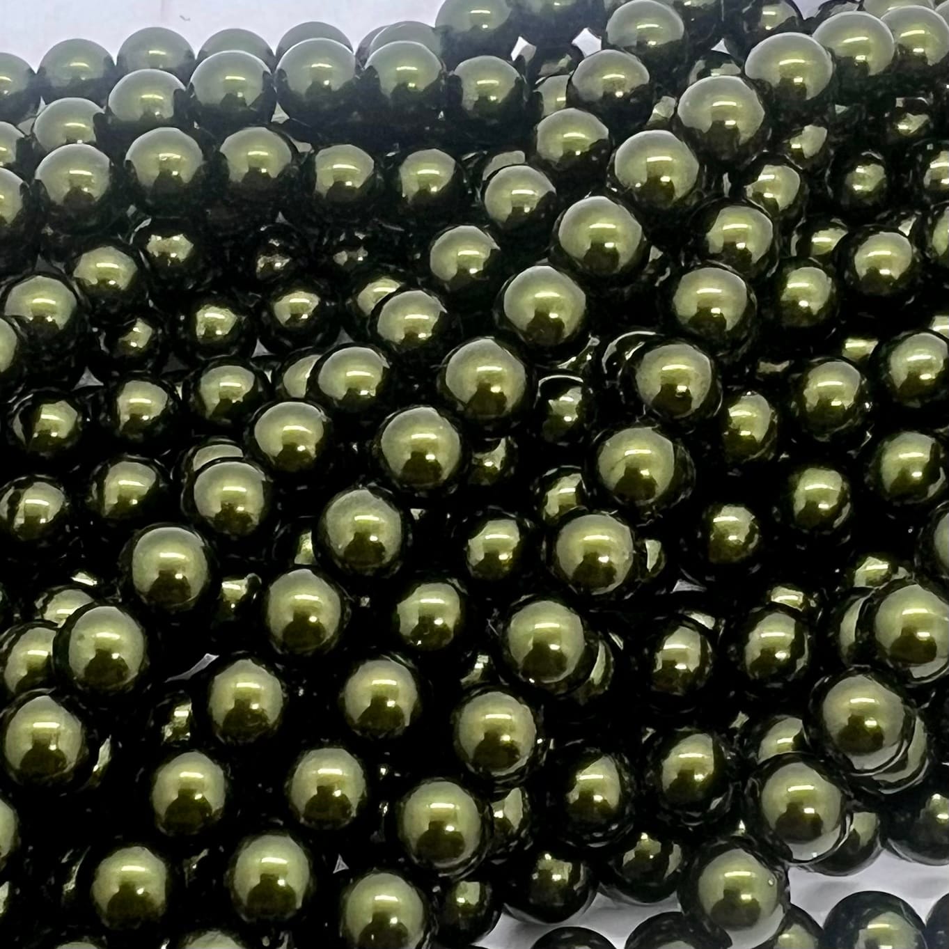 4mm Czech Round Glass Pearl - Bag of 100 – 70058 – Hunter Green