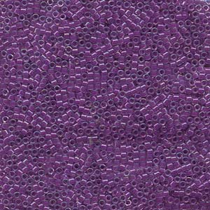 11/0 – Miyuki Delica - 5g Bag – Lined Lilac AB – DB073