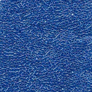 11/0 – Miyuki Delica - 5g Bag – Lined Blue AB – DB077