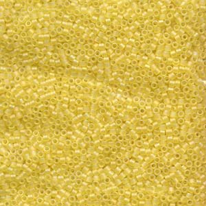 11/0 – Miyuki Delica - 5g Bag – Matte Pale Yellow AB – DB854