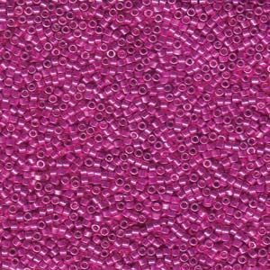 11/0 – Miyuki Delica - 5g Bag – Galvanised Magenta – DB422