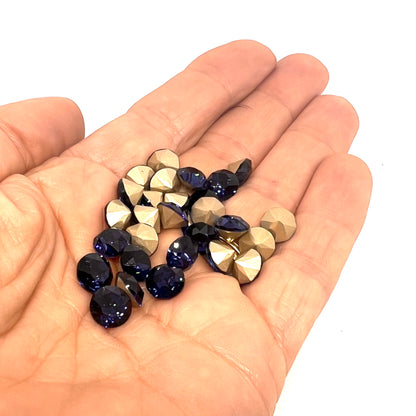 Aurora Pointy Back Chaton (C1028) SS39 – 8mm – Montana – Pack of 2