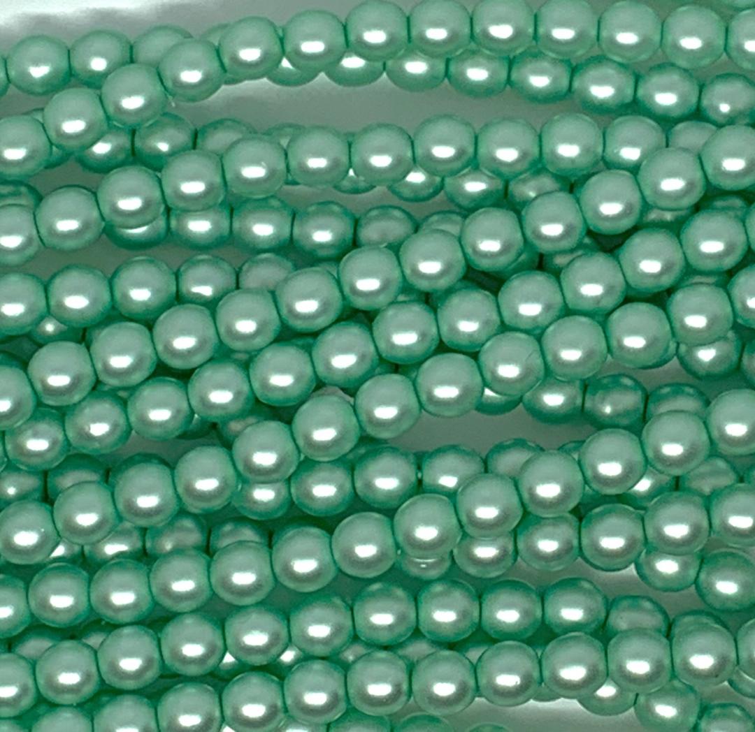 4mm Czech Glass Pearl Strand of 55 – 70565 – Frosted Pistachio