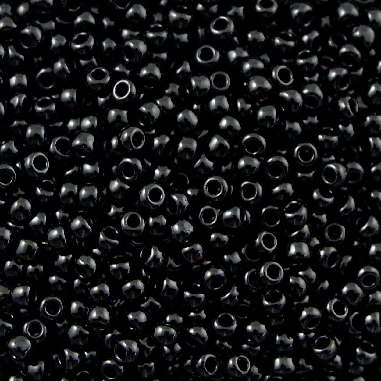 11/0 Toho Seed Beads - 10g Bag – Opaque Jet