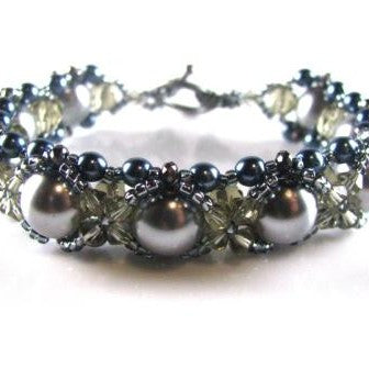 Hugs and Kisses Bracelet Pattern - Instant Download or Printed Copy