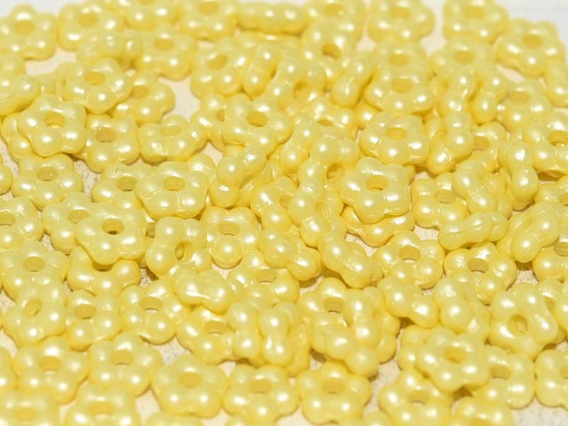 5mm Czech Glass Flower Beads - Pack of 50 - Pastel Yellow