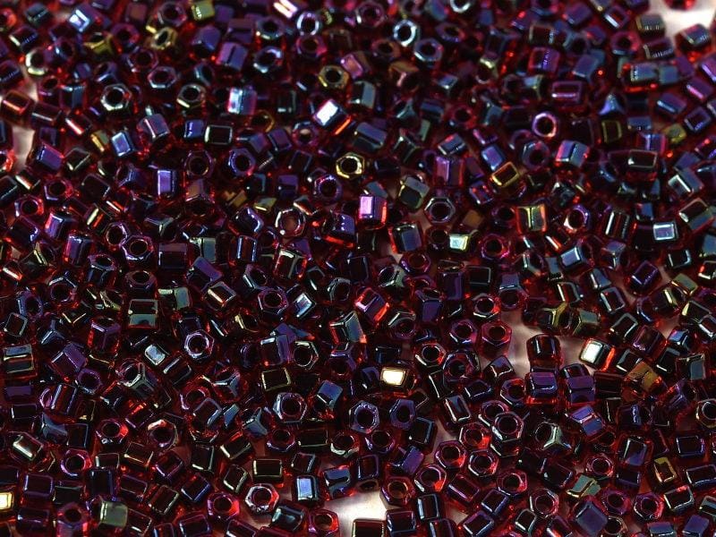 Miyuki Hex Cut 8/0 - 10g Bag - Garnet Lined Ruby AB